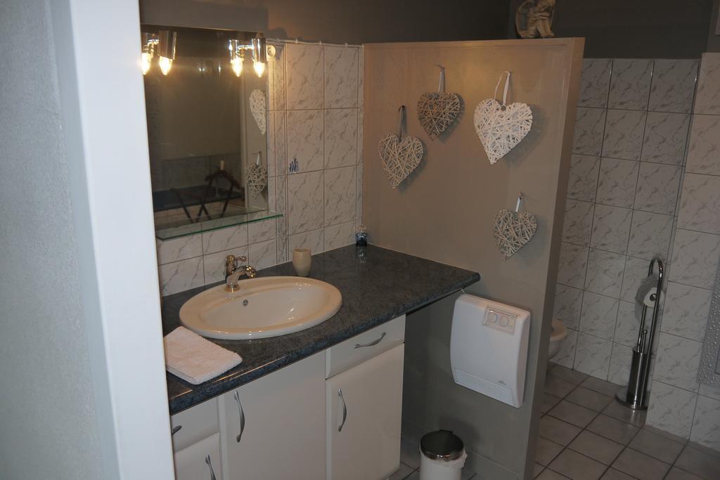 Au Jardin D'Eloise Bed & Breakfast Tremereuc Екстериор снимка