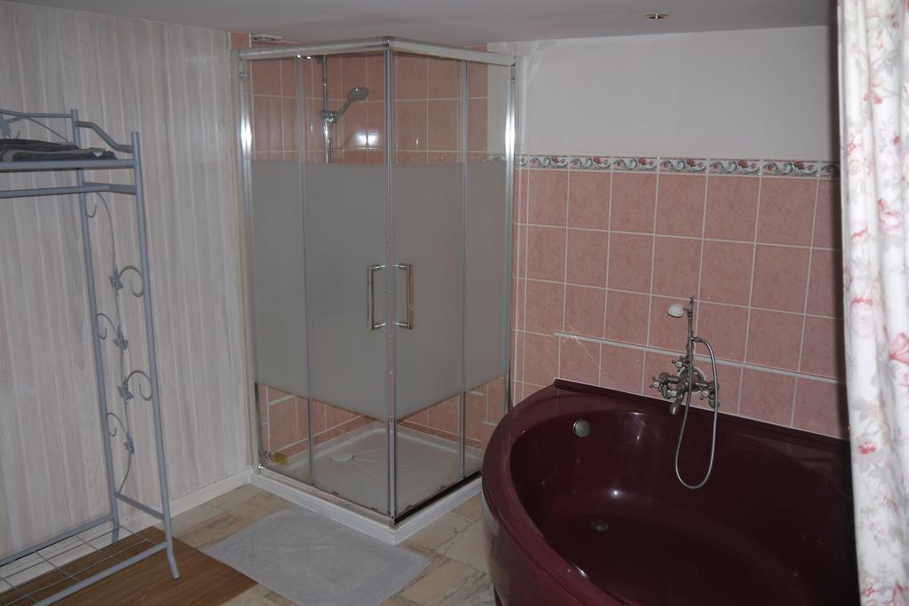 Au Jardin D'Eloise Bed & Breakfast Tremereuc Екстериор снимка