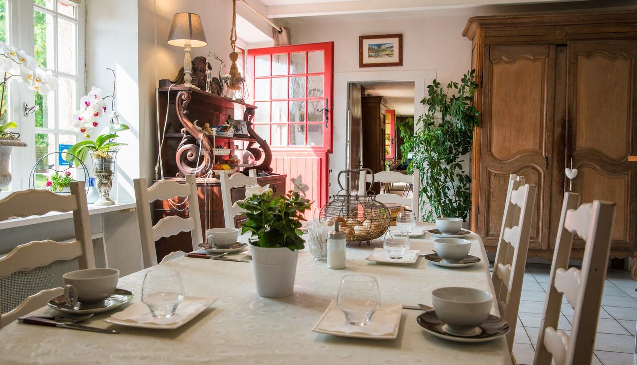 Au Jardin D'Eloise Bed & Breakfast Tremereuc Екстериор снимка