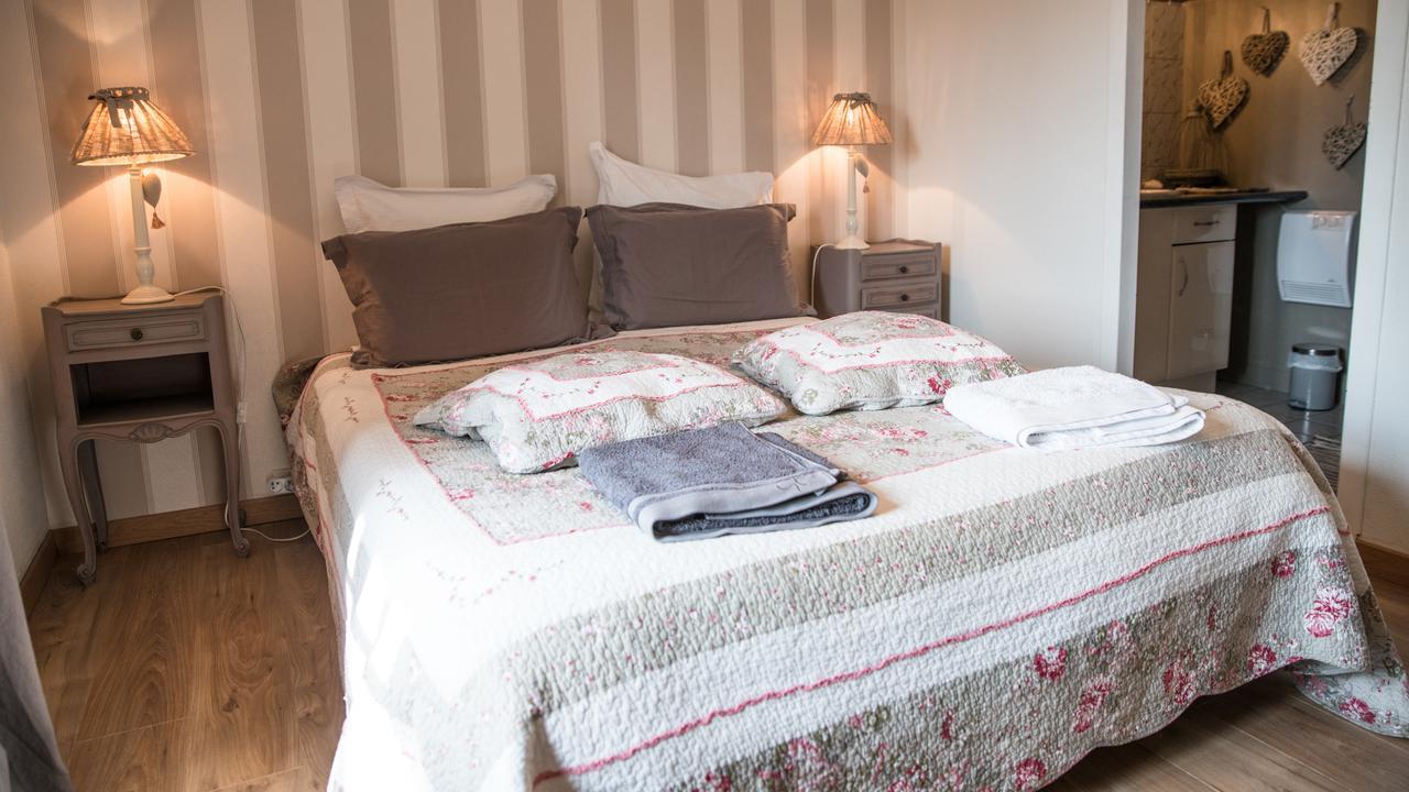 Au Jardin D'Eloise Bed & Breakfast Tremereuc Екстериор снимка